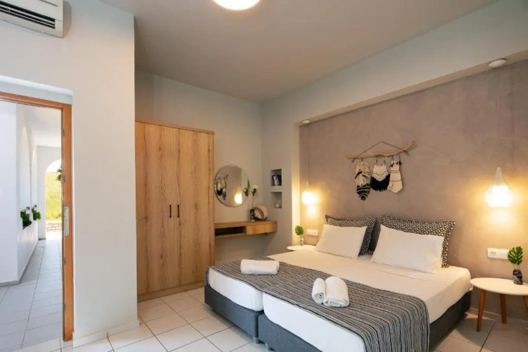 1 Bedroom Apartment with sea view