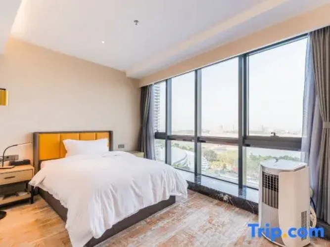 Deluxe Family Suite with ocean view