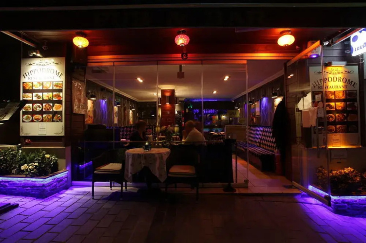Hippodrome Apartment