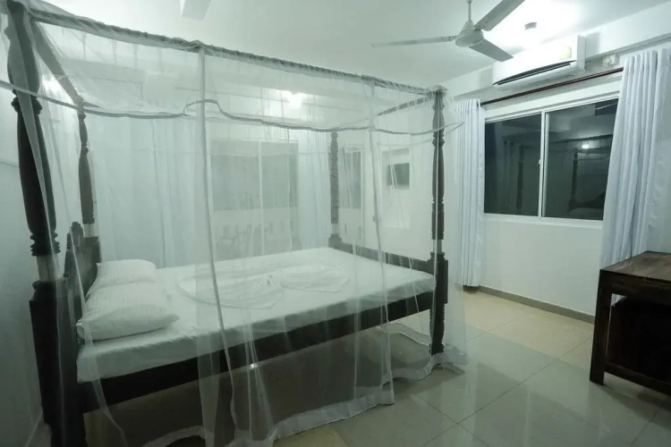 Tharanga Surfing Villa