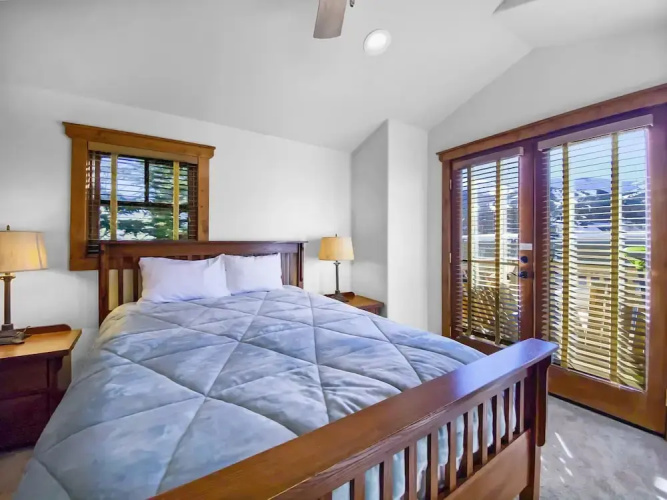 Mountain Ridge 2 Bedroom Townhouse by RedAwning
