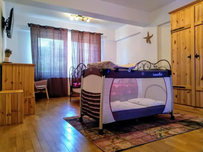 Silvia's Apartment