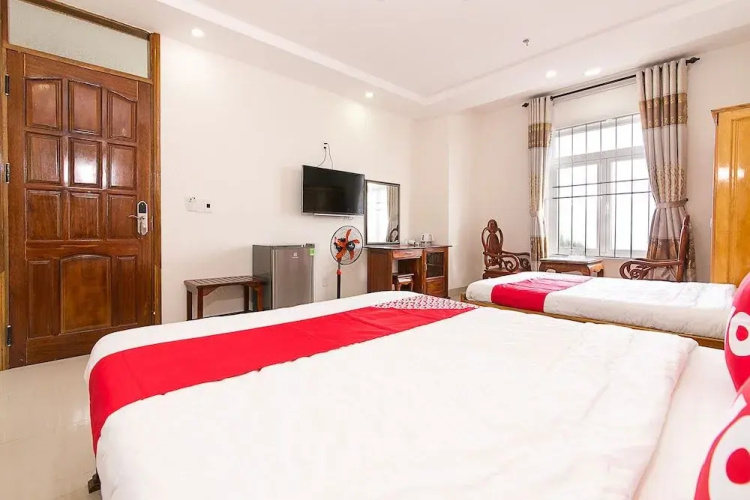 OYO 784 Tn Eden Hotel