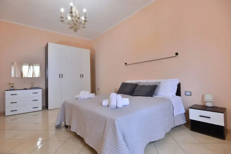IzzHome Flamingo