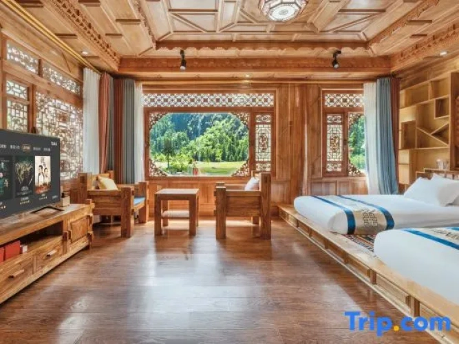 Deluxe Twin room with mountain view