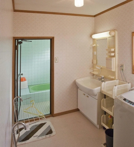 3 Bedrooms Cottage