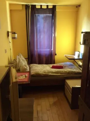 Mika Rooms