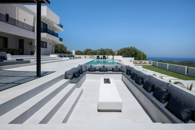 LeEva Oasis Villa