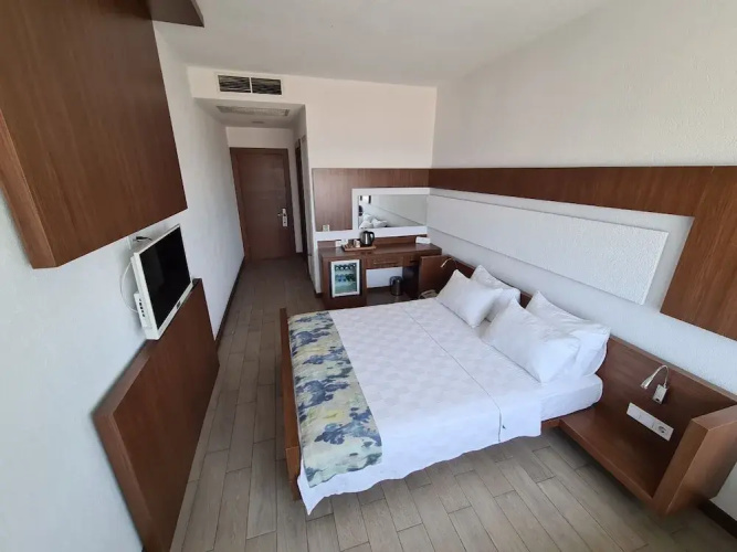 Karakas Hotel