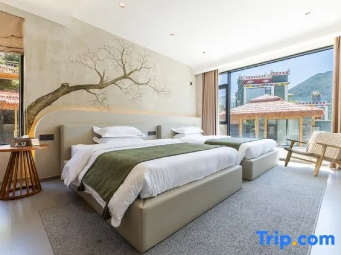 Twin Cottage with mountain view