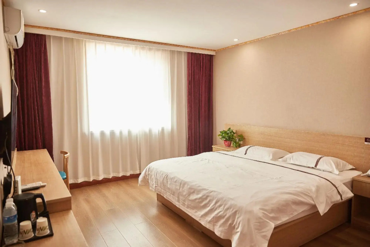 Junyi Hotel(Cheng'an Old Bus Station Branch)
