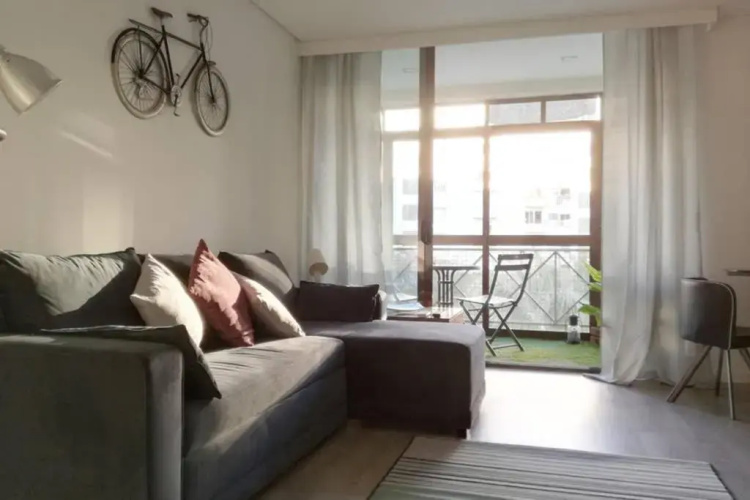 Ria Center Apartment - Right