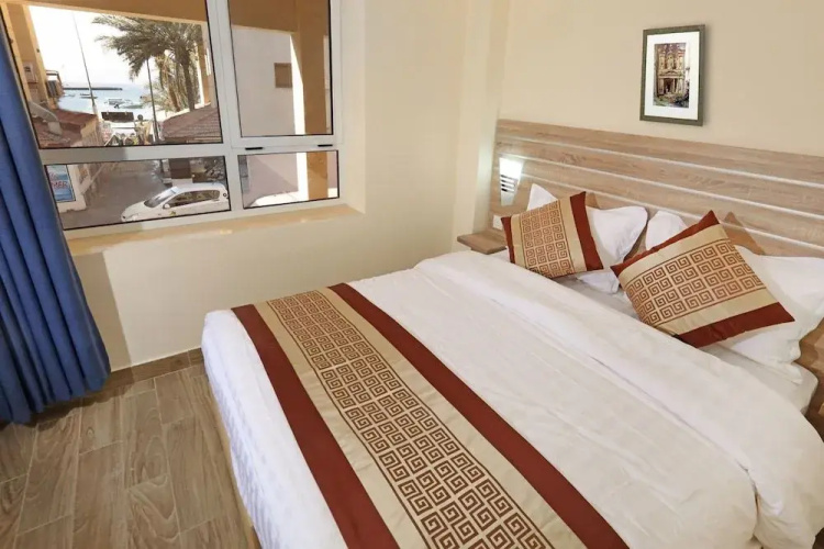 La Riva Hotel