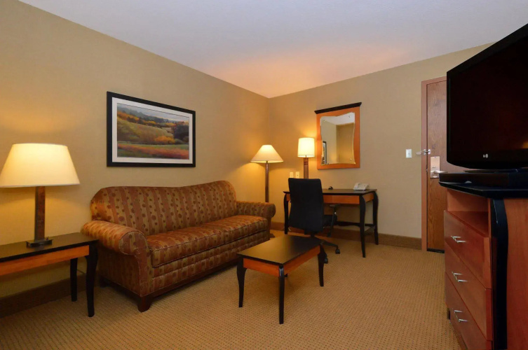Hampton Inn & Suites Carson City