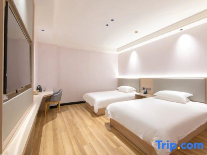 Triple Family Suite