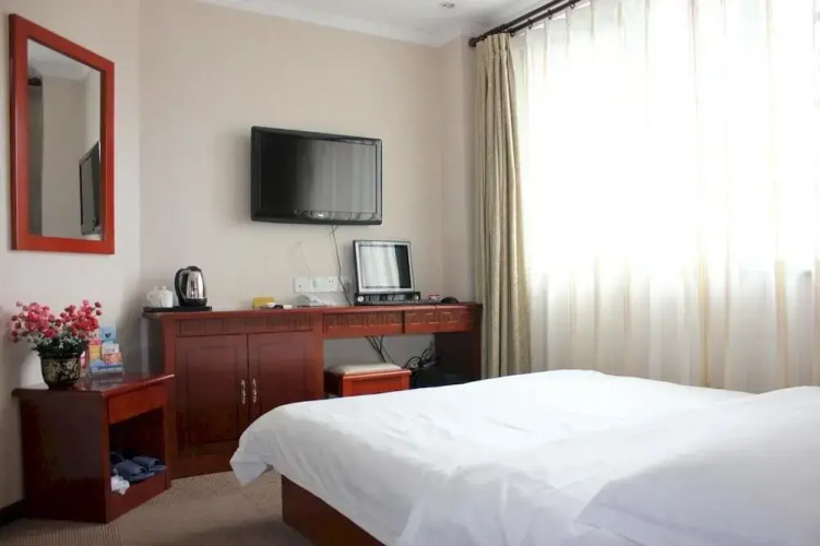Jinbaichuan Hotel