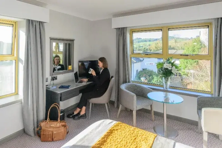 Standard Twin room with balcony