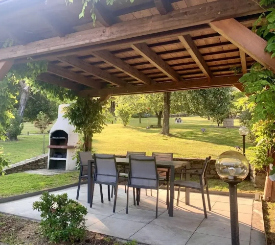 2 Bedrooms Comfort Cottage with garden view