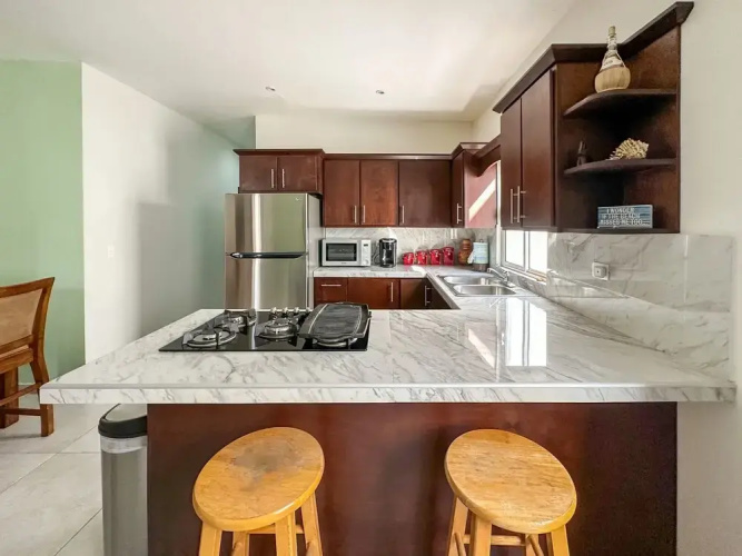 Town Shore Escape 3BR Haven