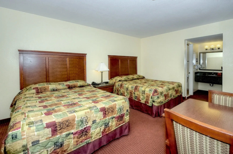Relax Inn And Suites