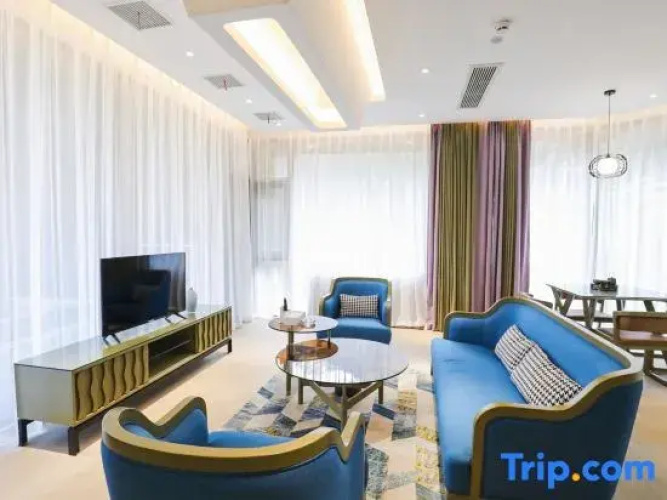 Bird's Nest Hostel