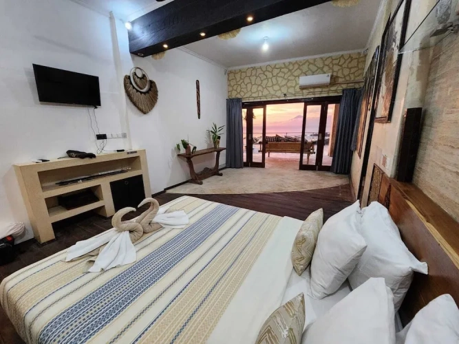 1 Bedroom Standard Single room with balcony and with pool view