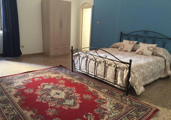 Bed & Breakfast Opera