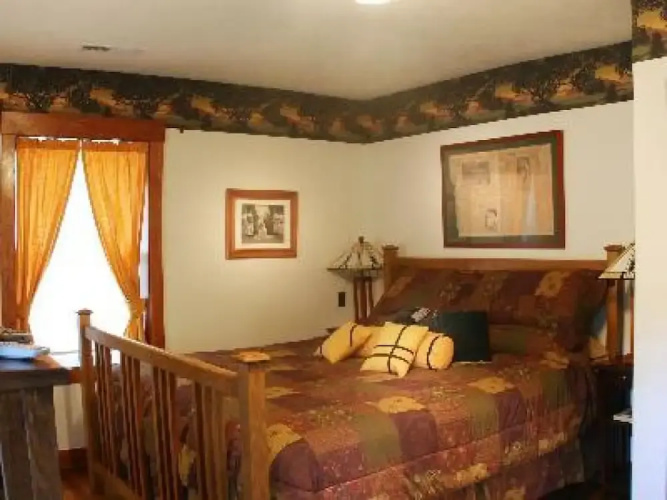 Anniversary House Bed and Breakfast