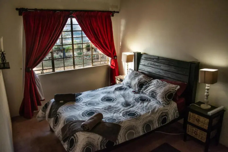Oppiberg Guest House
