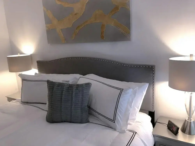 One Bedroom Suite