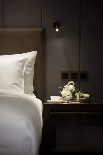 Ease House Hotel
