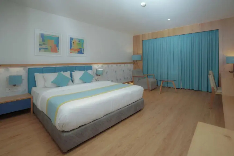 Cubix Hotel