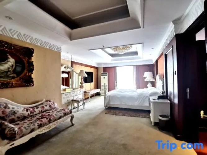 Presidential Suite
