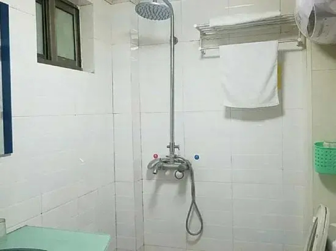 Shuyi Hotel