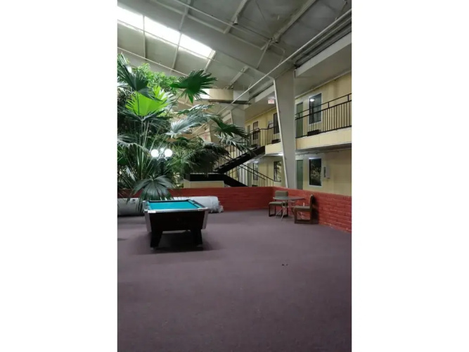 Econo Lodge