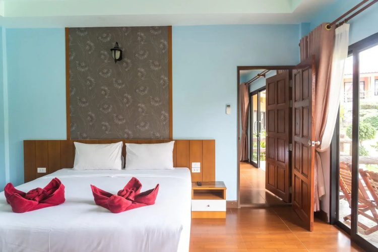 Chomview Resort