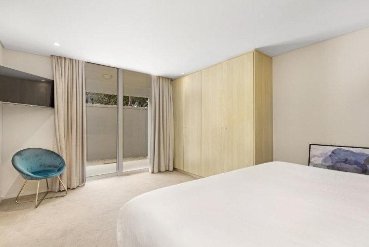 4 Bedrooms Villa