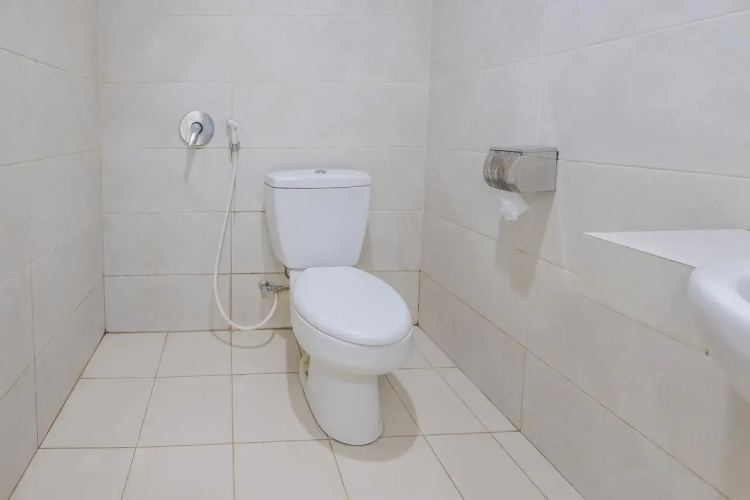 OYO 1114 Hotel Denpasar Makassar