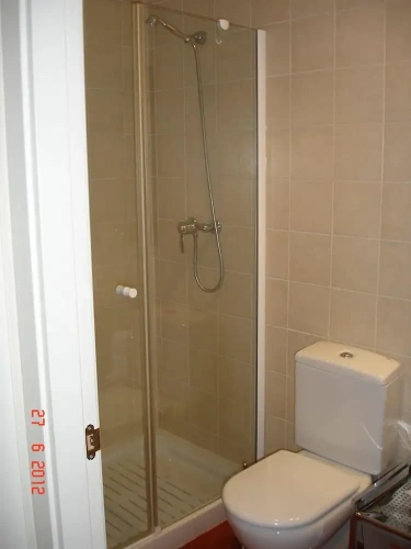 3 Bedrooms Apartment