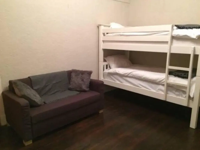 2 Bedrooms Cottage