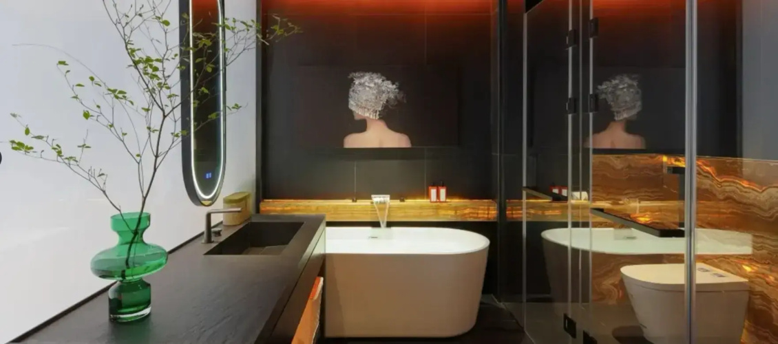 Deluxe Twin room with courtyard view