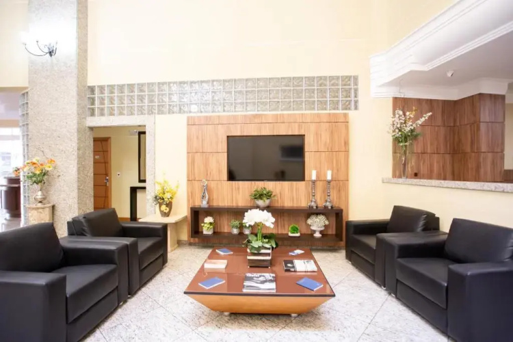 Barbur Center Hotel