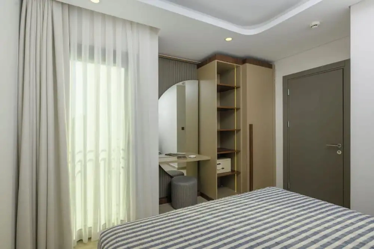 1 Bedroom Deluxe Apartment with balcony and with pool view
