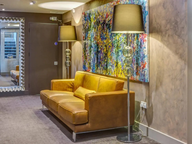 Hotel 55