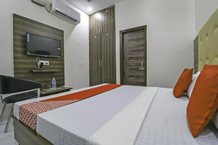 Deluxe Double room