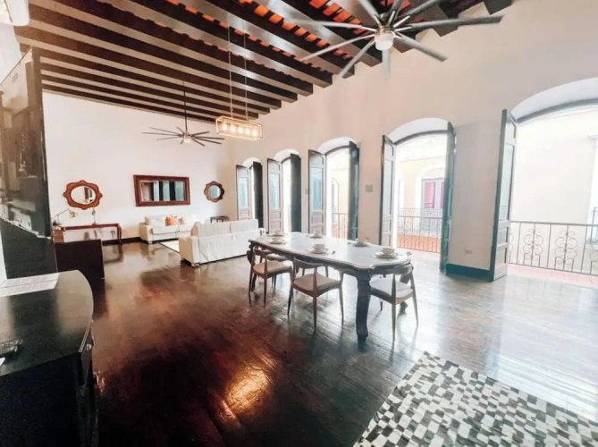 4 Bedrooms Premier Chalet