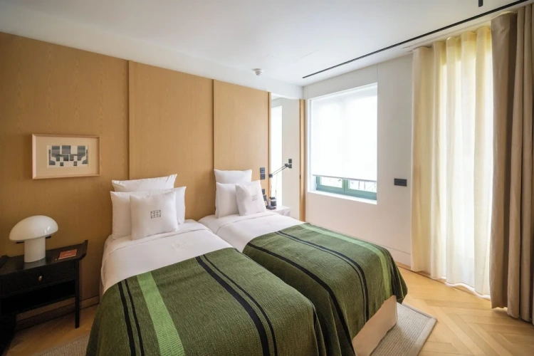 Executive Quadruple Suite