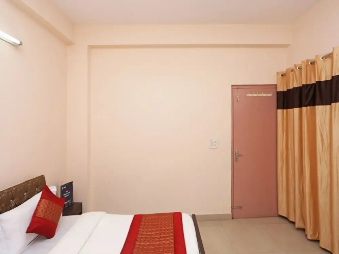 The Nest By OYO Rooms