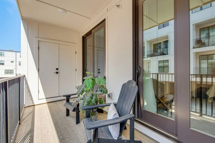 2 Bedrooms Apartment with balcony
