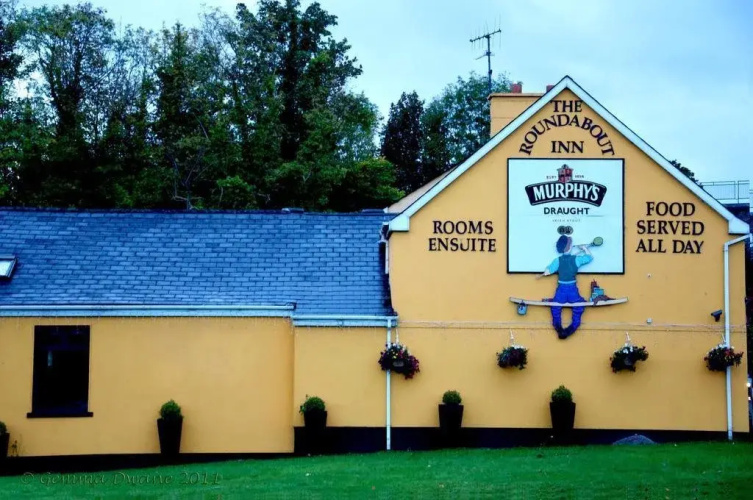 The Roundabout Inn